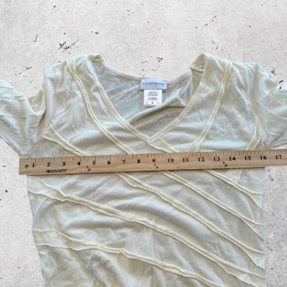 Soft Surroundings Blouse V-Neckline Long Sleeves Diagonal Pleat Details Cream S - Picture 4 of 7